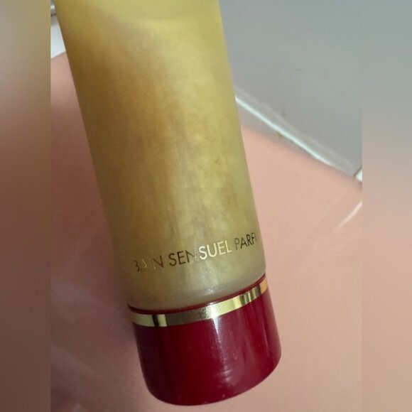 Dolce & Gabbana Pour Femme | RED CAP | Sensual Bath - Picture 4 of 7